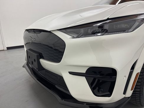 Used 2023 Ford Mustang Mach-E GT image 23