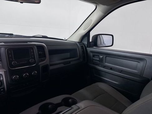 Used 2018 RAM 1500 Express w/ Black Ram 1500 Express Group AWD/4WD image 23