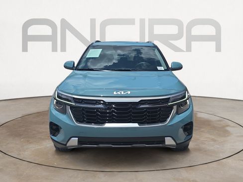 Certified 2024 Kia Seltos EX FWD image 3