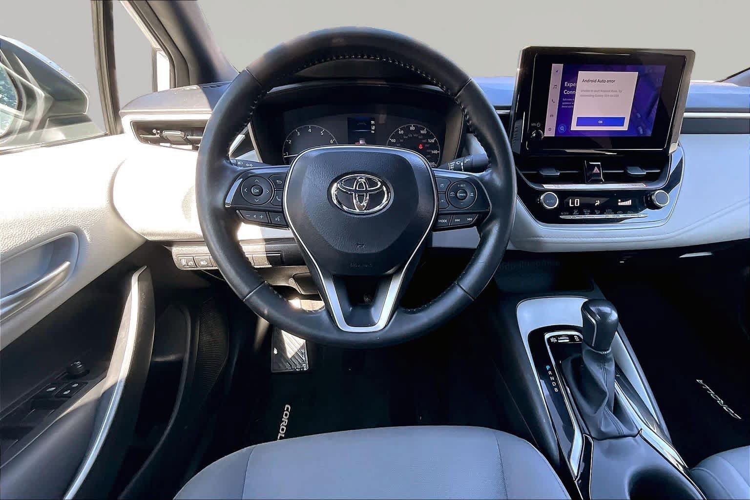 Certified 2025 Toyota Corolla SE FWD image 6