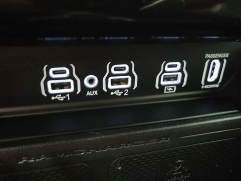 Used 2025 RAM 1500 Laramie w/ Night Edition image 47