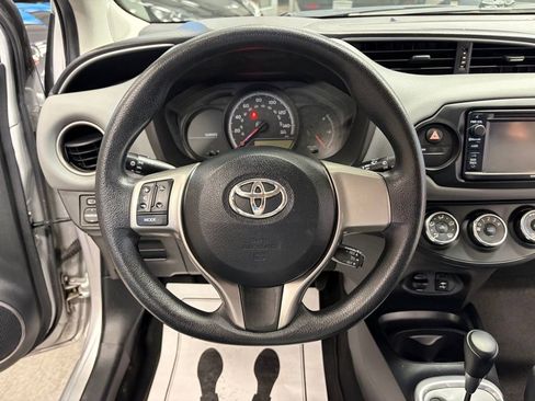 Used 2015 Toyota Yaris LE image 10