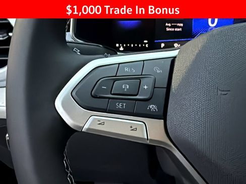 New 2026 Volkswagen Taos SE FWD image 20