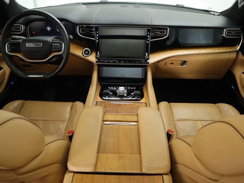 Used 2022 Jeep Grand Wagoneer Series III w/ Flexible Seating Group image 13