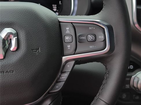 New 2026 RAM 1500 Laramie AWD/4WD image 31