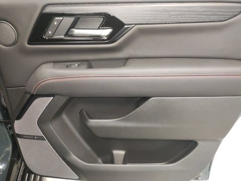 New 2026 GMC Yukon XL AT4 Ultimate AWD/4WD image 16