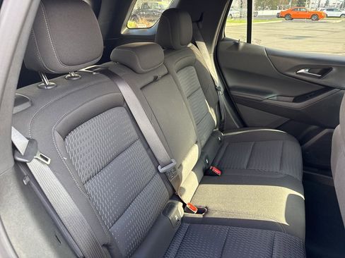 Used 2025 Chevrolet Equinox LT image 13