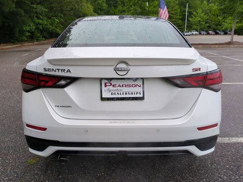 Used 2025 Nissan Sentra SR FWD image 5