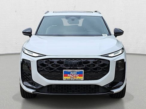 New 2026 Audi Q3 quattro 2.0T AWD/4WD image 2
