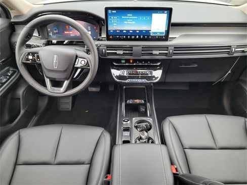 New 2026 Lincoln Corsair Premiere image 37