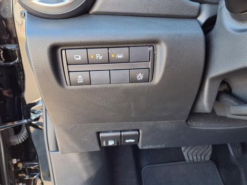 Certified 2025 Nissan Versa S w/ Trunk Package image 13