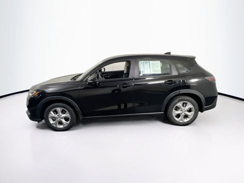 Used 2023 Honda HR-V LX image 8