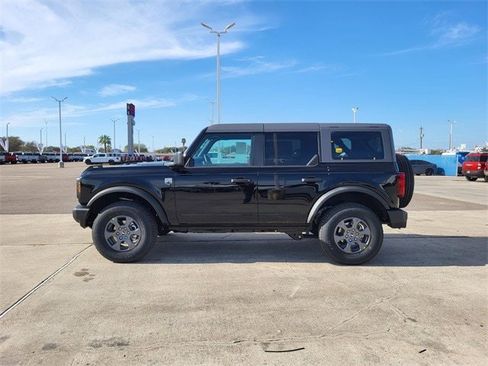 New 2025 Ford Bronco Big Bend image 2