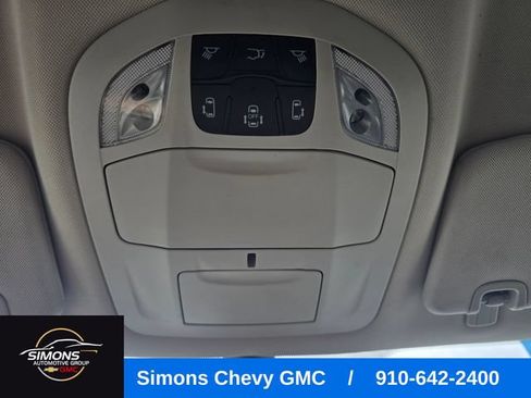 Used 2023 Chrysler Voyager LX FWD image 32