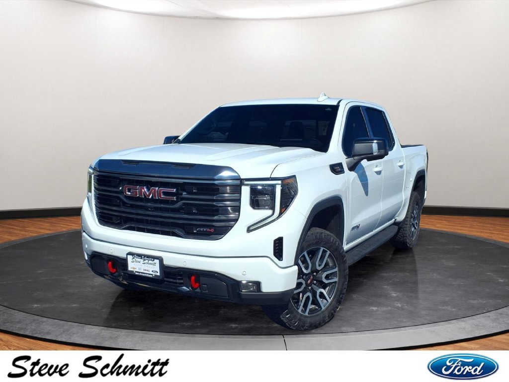 Used 2024 GMC Sierra 1500 AT4 w/ Technology Package AWD/4WD image 1