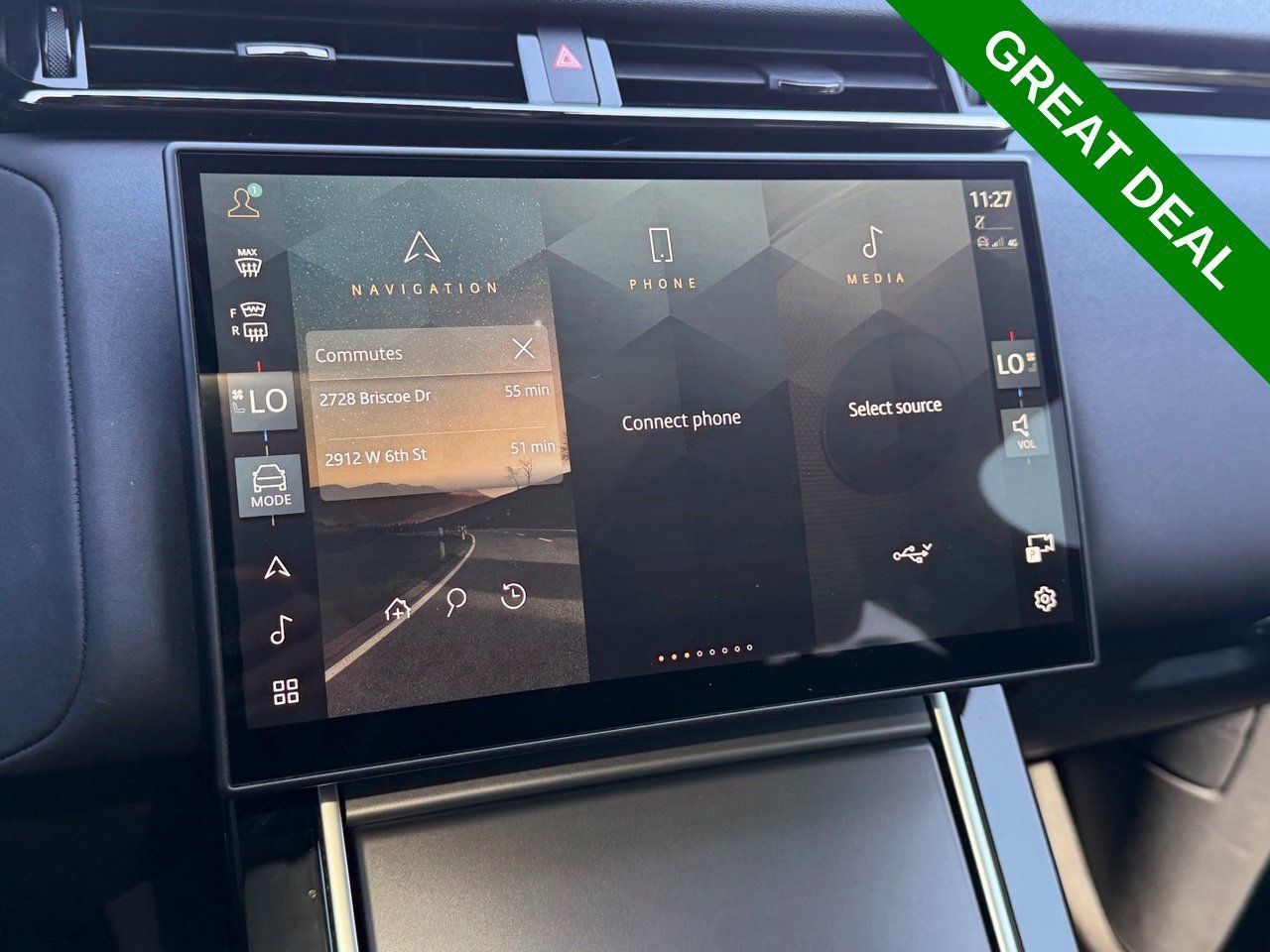 Used 2025 Land Rover Range Rover Velar Dynamic SE AWD/4WD image 27