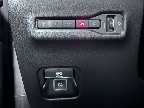 New 2026 Jeep Cherokee Overland image 7