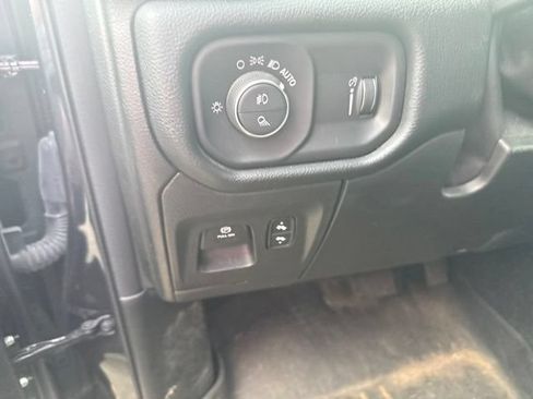 Used 2021 RAM 1500 Big Horn AWD/4WD image 15