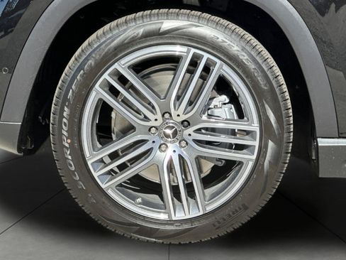 New 2026 Mercedes-Benz GLS 450 4MATIC image 27