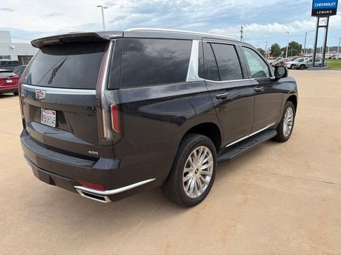 Used 2022 Cadillac Escalade Premium Luxury AWD/4WD image 3
