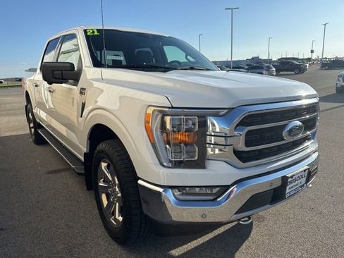 Used 2021 Ford F150 XLT w/ Equipment Group 302A High AWD/4WD image 4