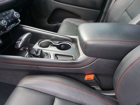 Used 2023 Dodge Durango GT AWD/4WD image 28