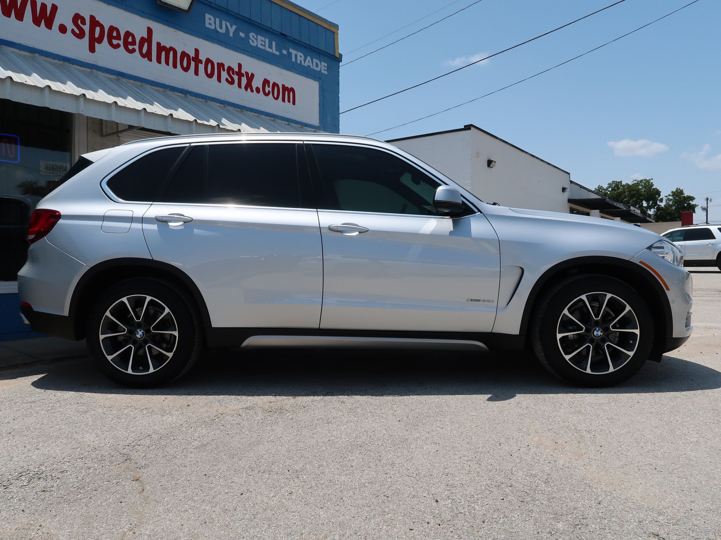 Used 2018 BMW X5 xDrive35i AWD/4WD image 4