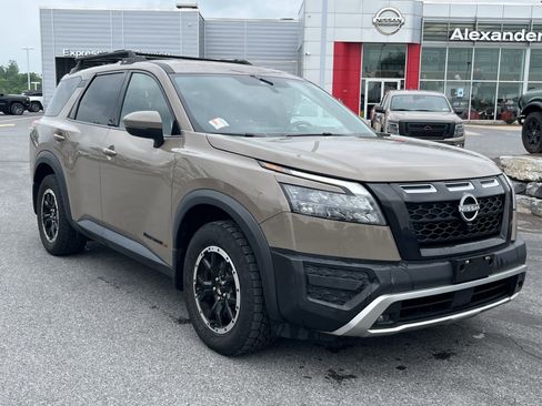 Used 2023 Nissan Pathfinder Rock Creek AWD/4WD image 1
