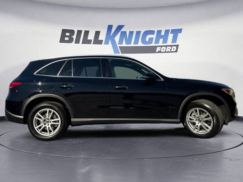 Used 2025 Mercedes-Benz GLC 300 4MATIC image 6
