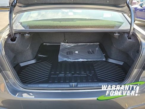 Certified 2025 Subaru Legacy Limited image 18