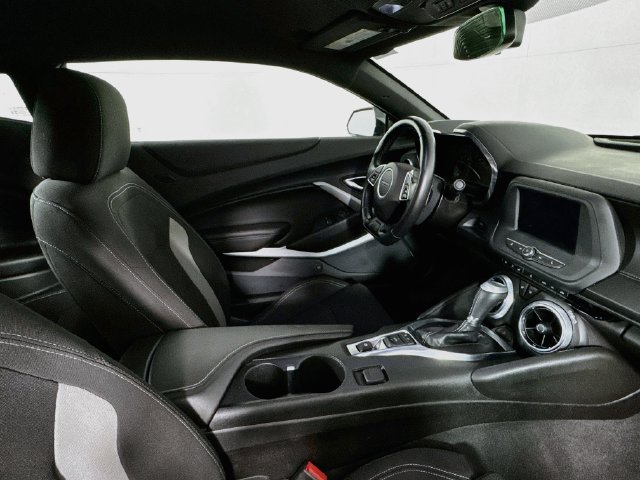 Used 2024 Chevrolet Camaro LT RWD image 22