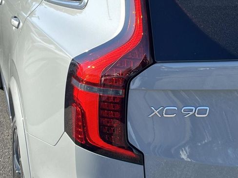 New 2026 Volvo XC90 B6 Plus AWD/4WD image 10