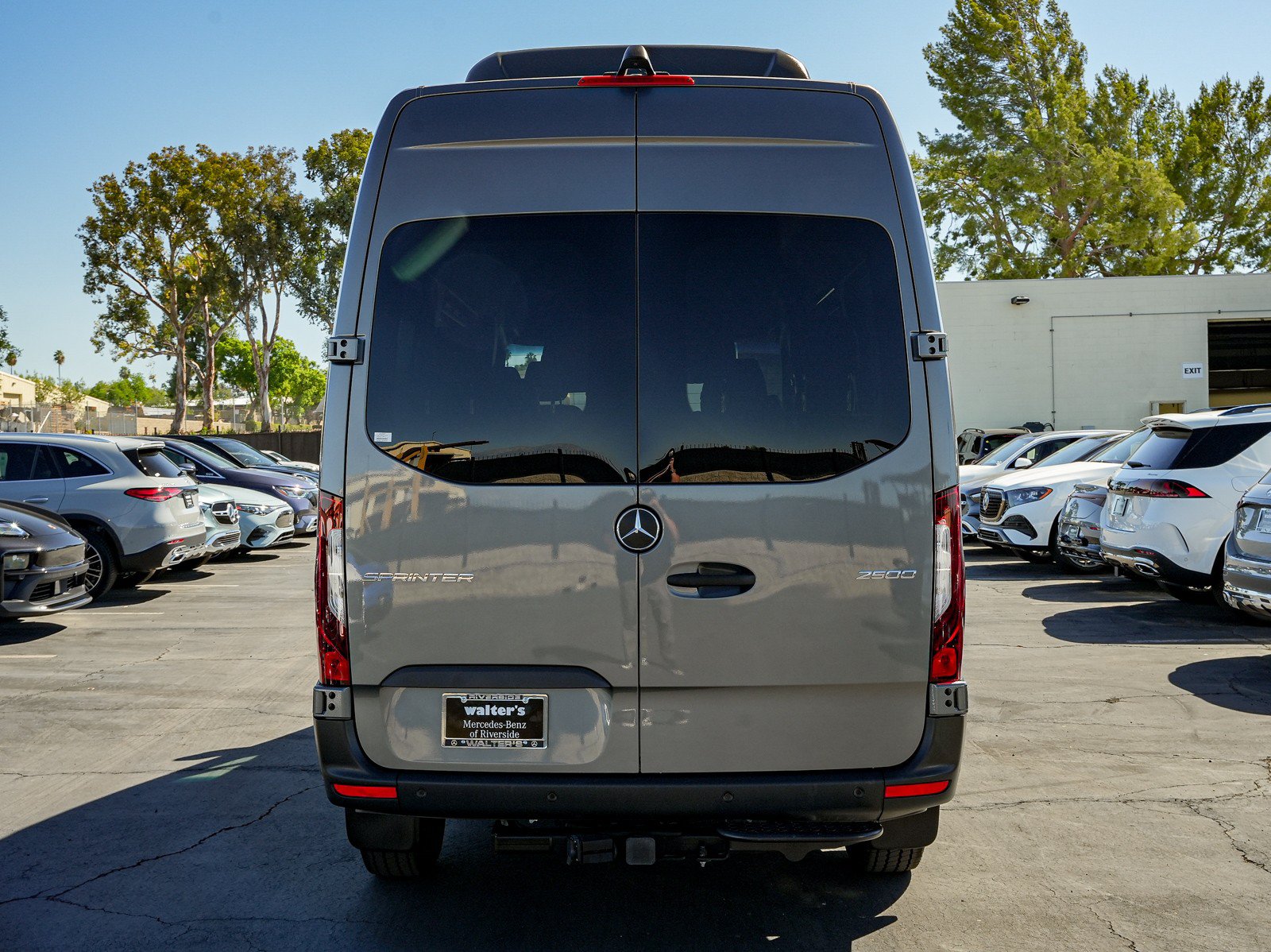 Used 2024 Mercedes-Benz Sprinter 2500 image 10