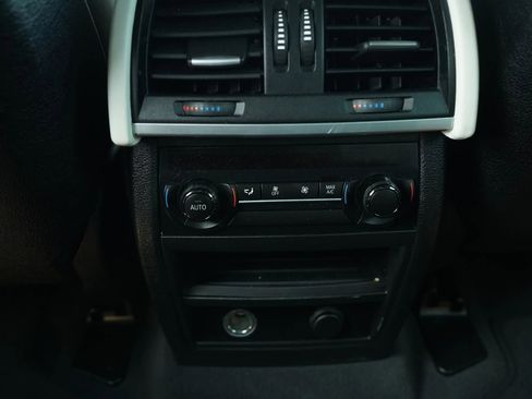 Used 2020 Ford Transit Connect XL image 20