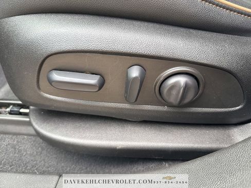 Used 2022 Chevrolet Blazer Premier w/ Enhanced Convenience Package image 17