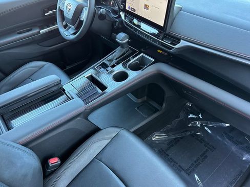 Certified 2025 Toyota Sienna XSE w/ XSE Plus Package AWD/4WD image 16