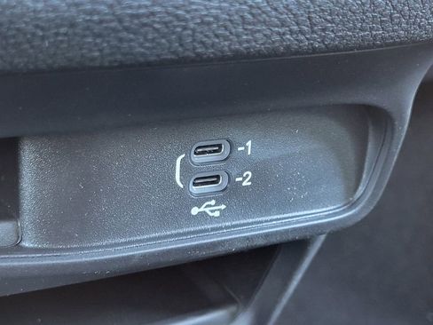 New 2026 Chrysler Pacifica Select FWD image 12