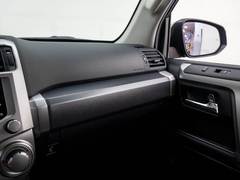 Used 2024 Toyota 4Runner SR5 image 26