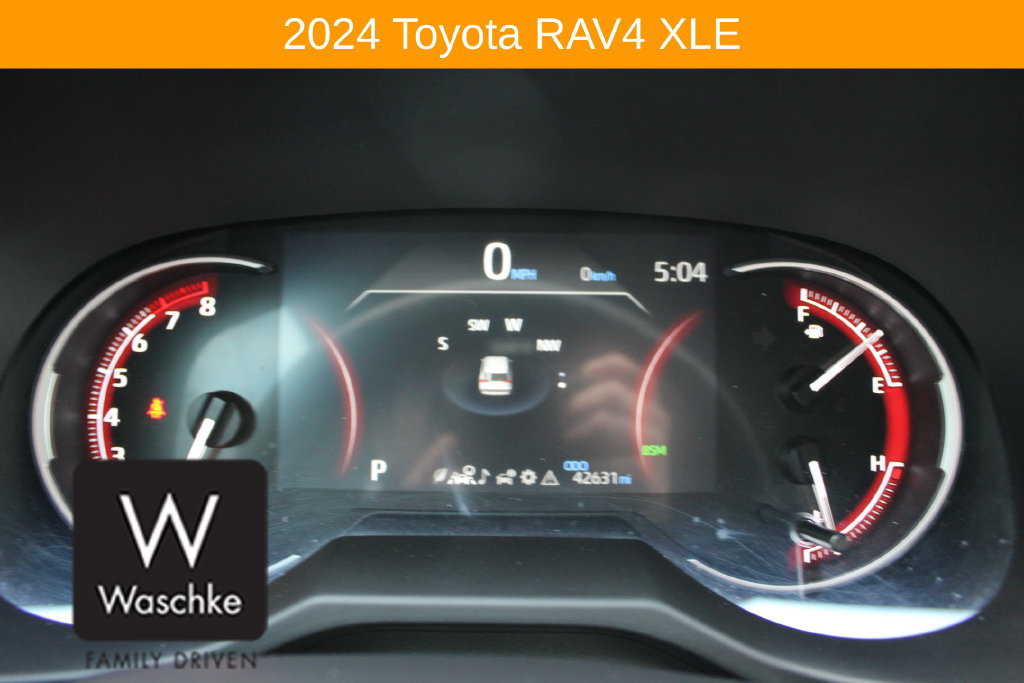 Used 2024 Toyota RAV4 XLE AWD/4WD image 34