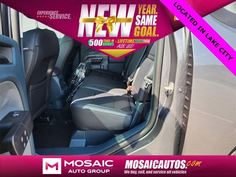 New 2025 Ford Maverick Lariat w/ Black Appearance Package image 14