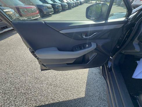 Used 2022 Subaru Outback Premium AWD/4WD image 11