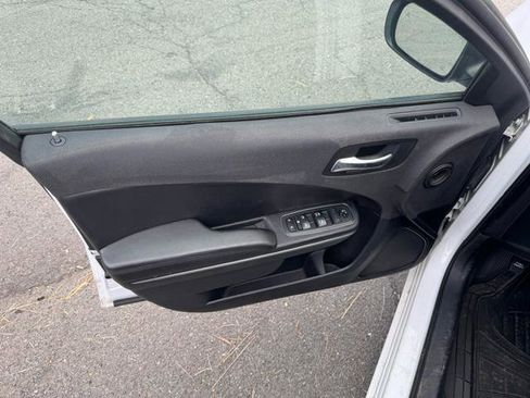 Used 2019 Dodge Charger Police w/ Street Appearance Group image 5