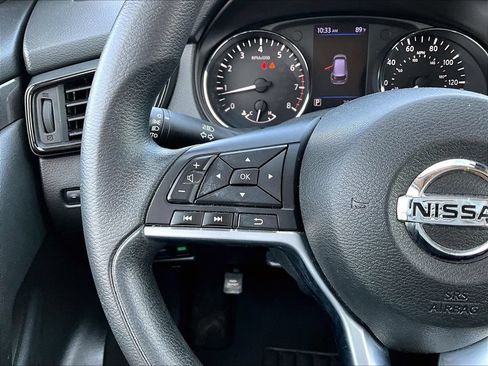 Used 2019 Nissan Rogue S AWD/4WD image 13