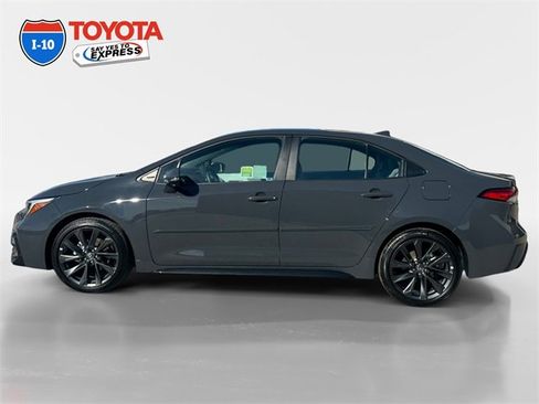 Certified 2025 Toyota Corolla SE image 2