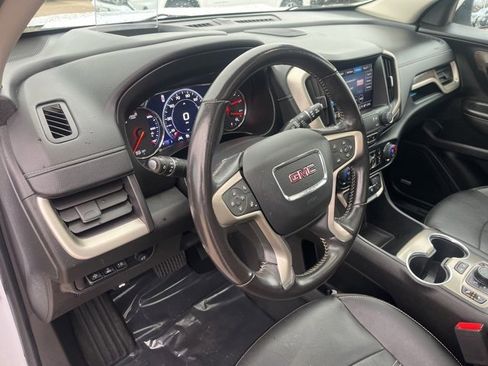 Used 2022 GMC Terrain Denali w/ Denali Premium Package image 18