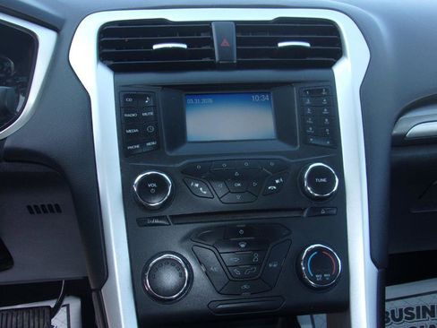 Used 2016 Ford Fusion S image 9