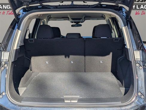 New 2026 Nissan Rogue SV w/ Cold Weather Package image 12