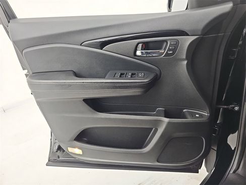 Used 2020 Honda Ridgeline RTL-E image 35