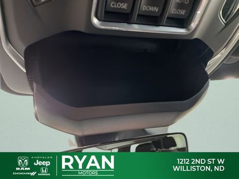 New 2026 Jeep Grand Wagoneer L Limited AWD/4WD image 45