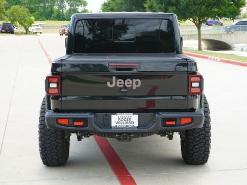 Used 2020 Jeep Gladiator Rubicon AWD/4WD image 4